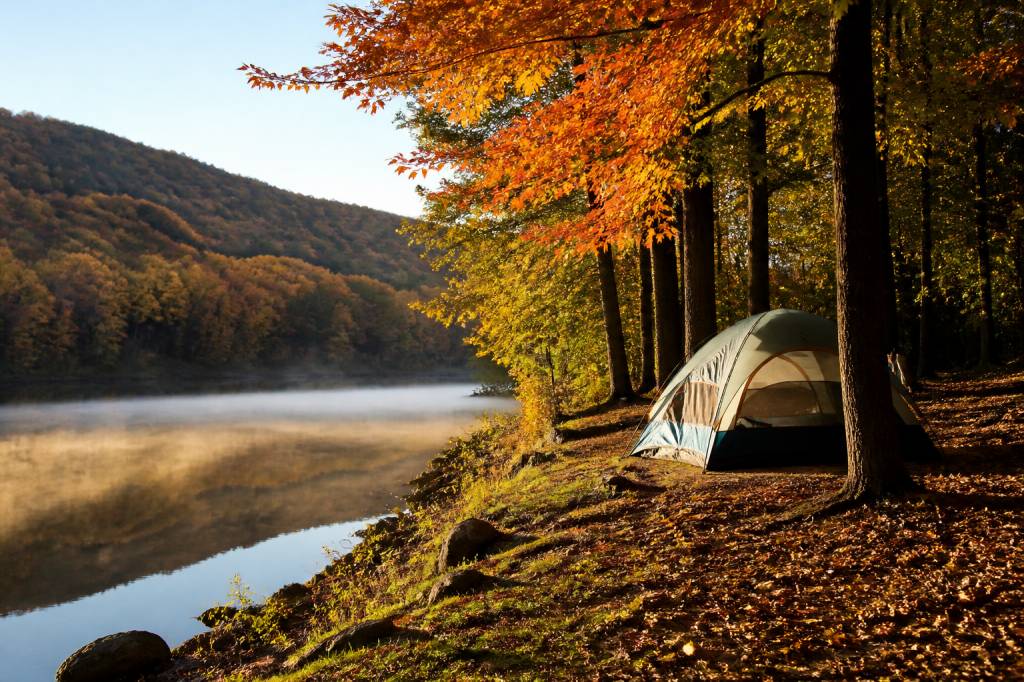 Camping en automne : conseils, équipements et meilleures destinations pour profiter des couleurs de saison Camping en automne : conseils, équipements et meilleures destinations pour profiter des couleurs de saison